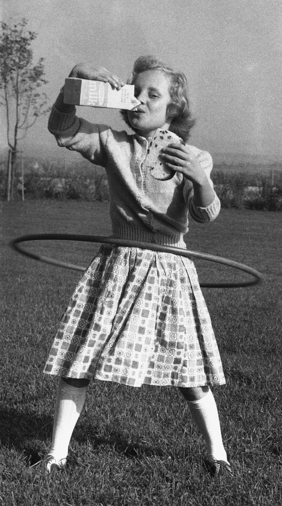1958: Hula Hoop Record
